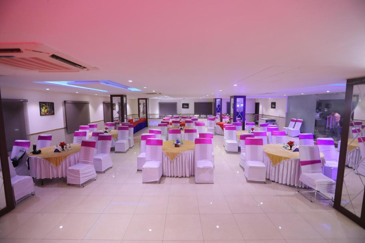 Airport Hotel Bollywood Paradise New Delhi Extérieur photo