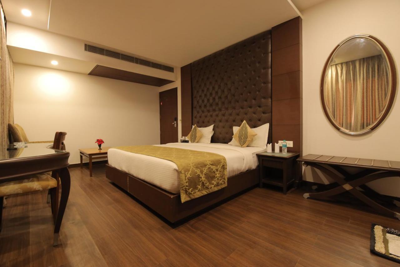 Airport Hotel Bollywood Paradise New Delhi Extérieur photo